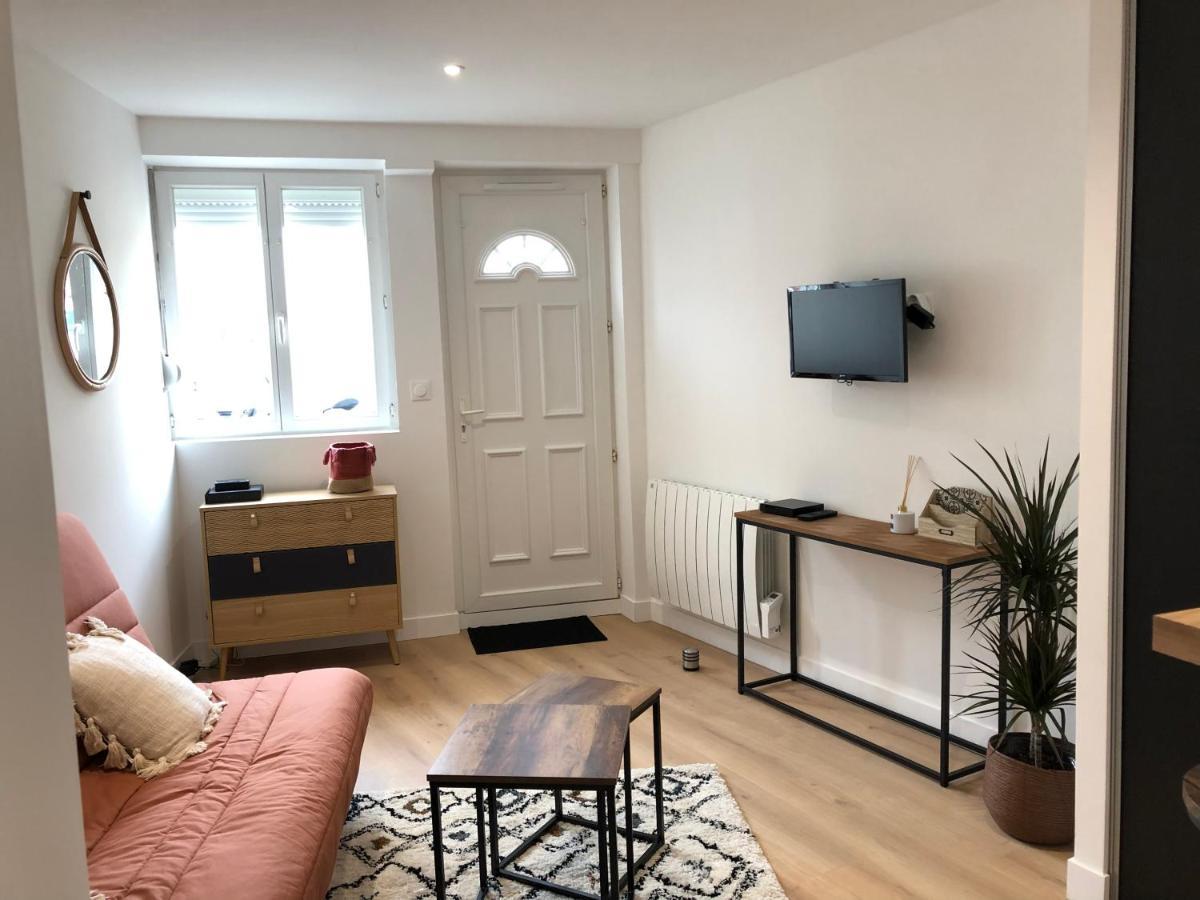 Terra Studio Cosy Et Calme Proche Du Centre Avec Parking Tv Et Wifi لا روشيل المظهر الخارجي الصورة