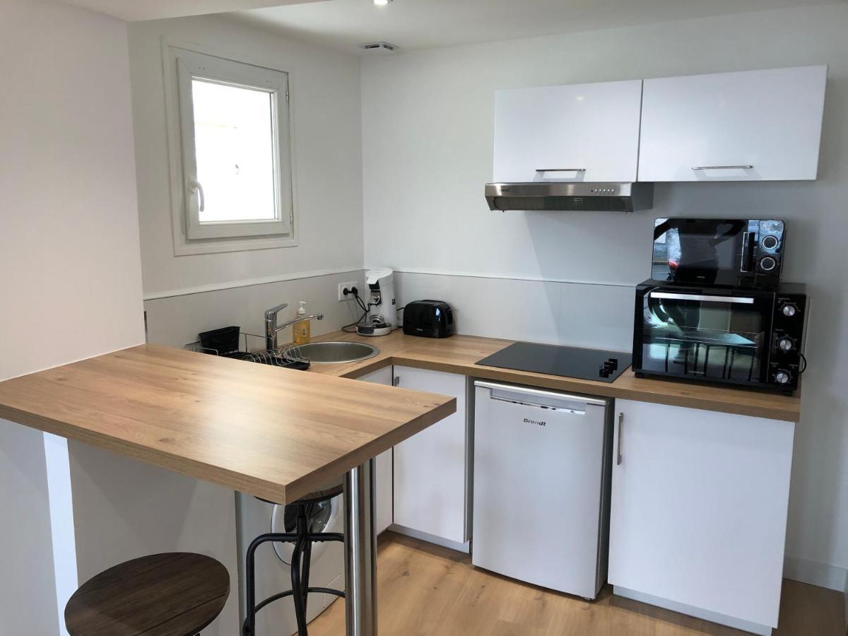 Terra Studio Cosy Et Calme Proche Du Centre Avec Parking Tv Et Wifi لا روشيل المظهر الخارجي الصورة